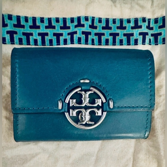 TORY BURCH Mini Miller Leather Flap Wallet blue-brand new without tags - Picture 2 of 8